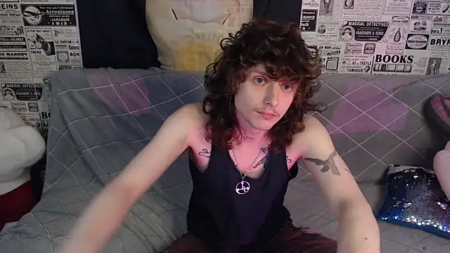 Snapshot of axxxturel chatting on July 14, 2:05 am axxxturel online show from July 14, 2:05 am