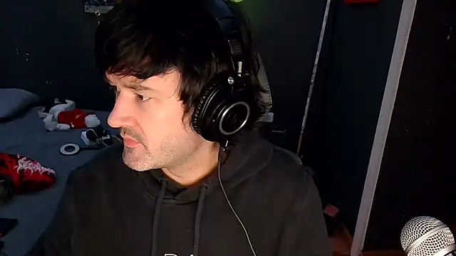 Stix Zadinia online show from December 5, 1:20 pm