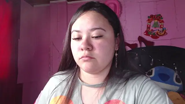 NikkiRous  online show from February 5, 5:09 pm