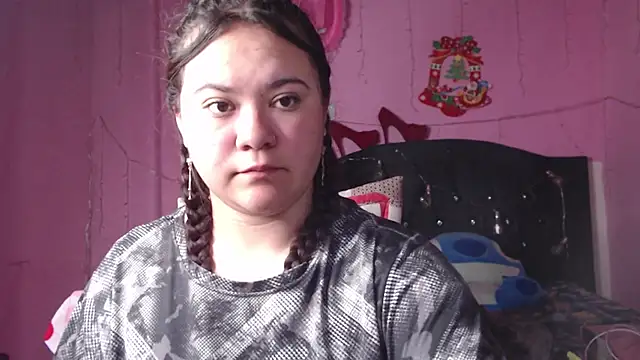 NikkiRous  online show from February 17, 12:48 pm