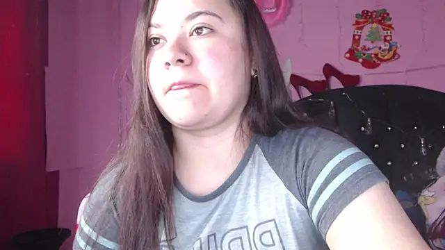 NikkiRous  online show from February 25, 12:45 pm