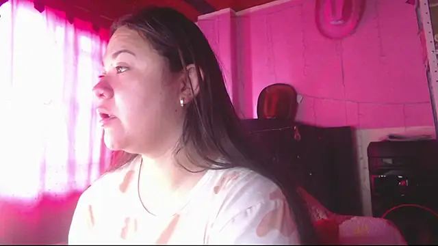 Snapshot of NikkiRous_ chatting on July 10, 2:52 pm NikkiRous online show from July 10, 2:52 pm
