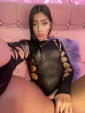 Snapshot of Ema_azel chatting on December 14, 1:59 pm Ema azel online show from December 14, 1:59 pm