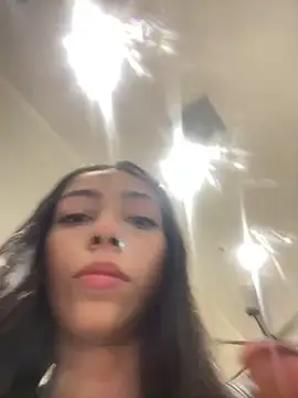 Snapshot of Ema_azel chatting on January 8, 1:31 pm Ema azel online show from January 8, 1:31 pm