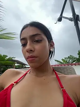 Snapshot of Ema_azel chatting on March 20, 5:15 pm Ema azel online show from March 20, 5:15 pm