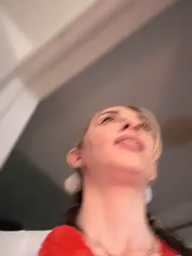 BrattyBae xo online show from October 31, 7:48 pm