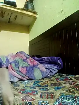 Snapshot of Im_Cute chatting on December 21, 9:58 pm Im Cute online show from December 21, 9:58 pm