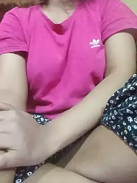 Snapshot of Im_Cute chatting on December 24, 6:50 pm Im Cute online show from December 24, 6:50 pm