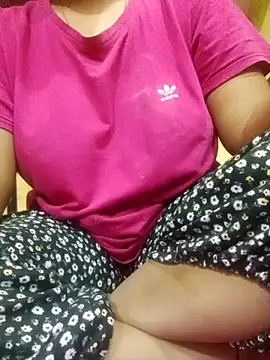 Snapshot of Im_Cute chatting on January 26, 6:27 pm Im Cute online show from January 26, 6:27 pm