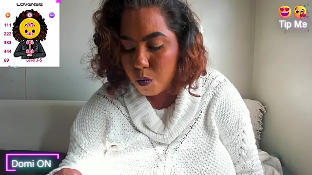 Snapshot of isobeladams20 chatting on December 13, 11:45 am isobeladams20 online show from December 13, 11:45 am