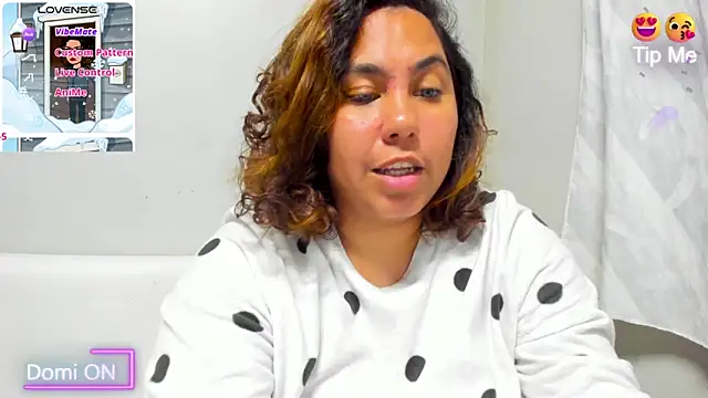 Snapshot of isobeladams20 chatting on January 25, 9:57 pm isobeladams20 online show from January 25, 9:57 pm