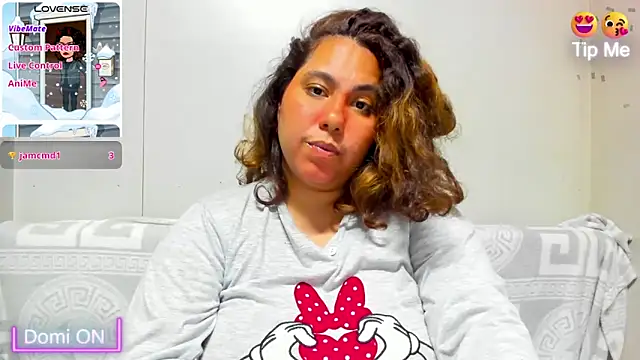 Snapshot of isobeladams20 chatting on February 23, 10:53 pm isobeladams20 online show from February 23, 10:53 pm