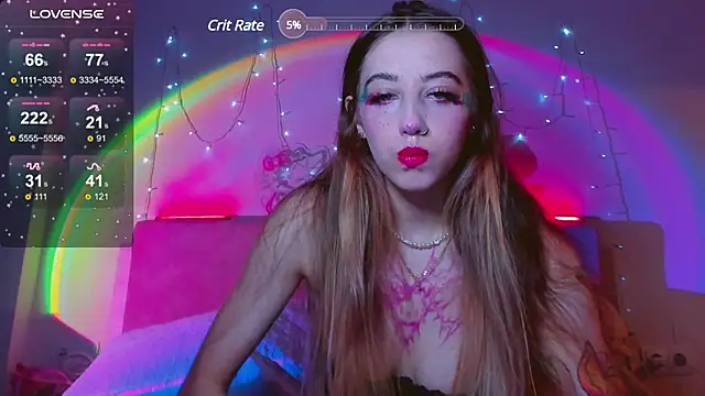 Snapshot of MelodyElf chatting on December 24, 3:58 pm MelodyElf online show from December 24, 3:58 pm