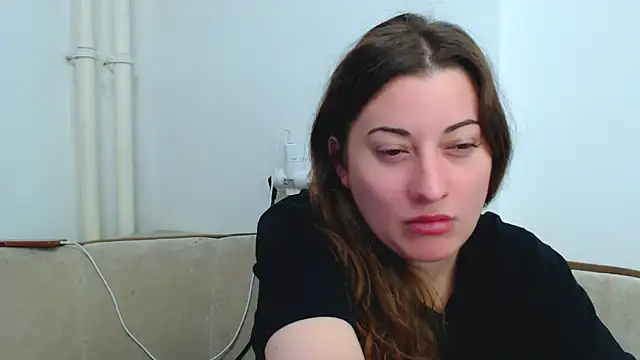 Helen Adams  online show from February 6, 5:25 am