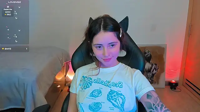 annie mora online show from October 4, 2:53 am