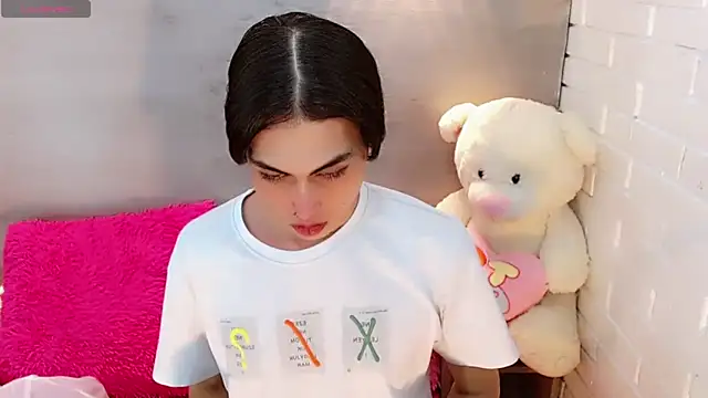 Daniela Pink  online show from September 28, 8:47 pm