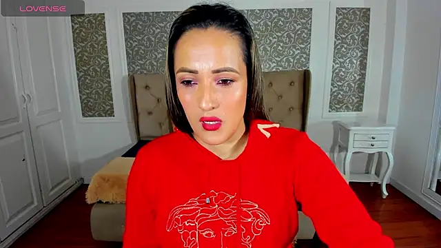 KimWessel  online show from February 28, 7:46 pm