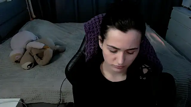 KiraYammy online show from March 4, 10:49 pm