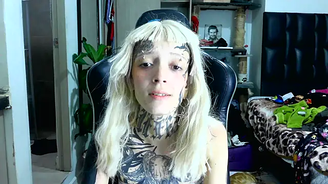 Snapshot of barbara_anal_squirt_ chatting on September 16, 4:02 am barbara anal squirt online show from September 16, 4:02 am