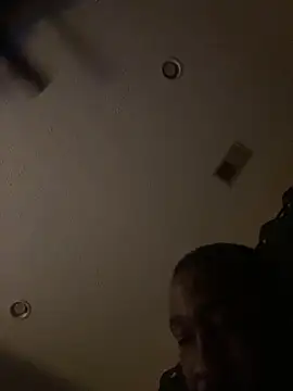 Snapshot of chaos1984 chatting on March 10, 10:48 am chaos1984 online show from March 10, 10:48 am