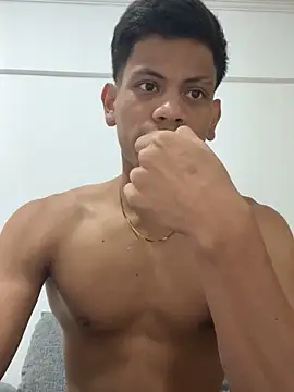 bbchocolate27 online show from March 14, 10:15 pm