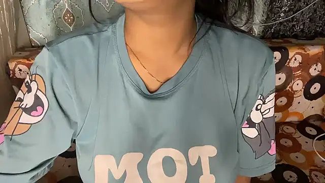 Snapshot of shuhana_ chatting on November 16, 2:06 am shuhana online show from November 16, 2:06 am