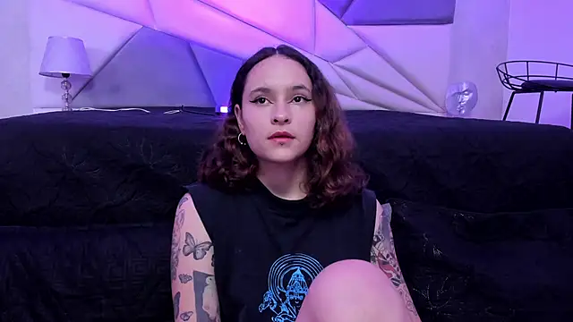 AnnyThompson  online show from December 27, 9:11 pm