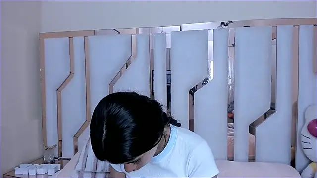 Snapshot of TifanyChill chatting on November 19, 7:03 pm TifanyChill online show from November 19, 7:03 pm