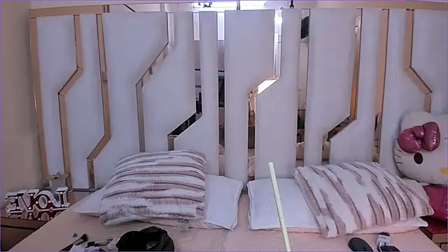 Snapshot of TifanyChill chatting on November 25, 7:03 pm TifanyChill online show from November 25, 7:03 pm