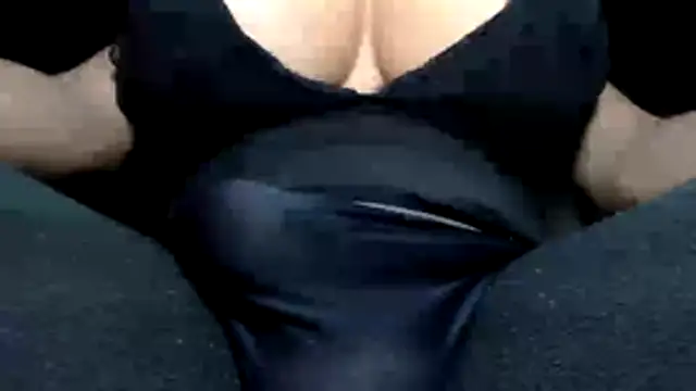 Snapshot of richelybigcock chatting on May 24, 5:34 am richelybigcock online show from May 24, 5:34 am