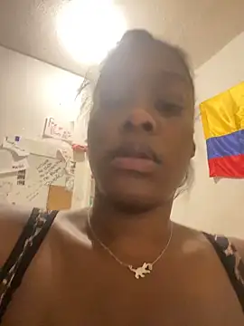 Snapshot of keilysofia chatting on October 25, 1:46 am keilysofia online show from October 25, 1:46 am