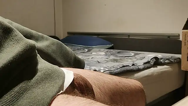 Snapshot of Alphapimmelchen chatting on December 2, 2:45 pm Alphapimmelchen online show from December 2, 2:45 pm