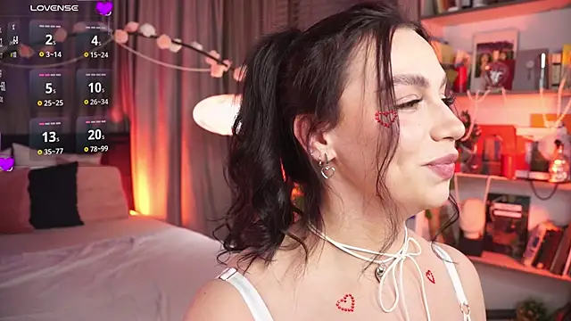 LunaNight online show from February 16, 11:59 pm