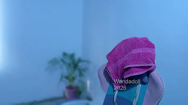 WandaDoll online show from June 12, 12:15 pm