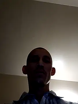 jgarc82692 online show from May 21, 8:43 am