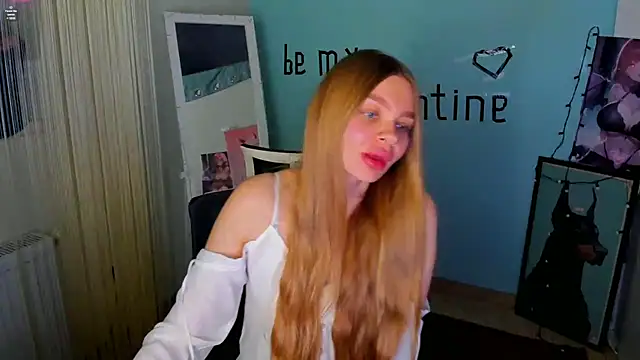 Molly sweetie online show from February 10, 10:09 am