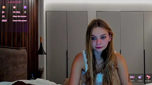 Molly sweetie online show from September 25, 6:17 am