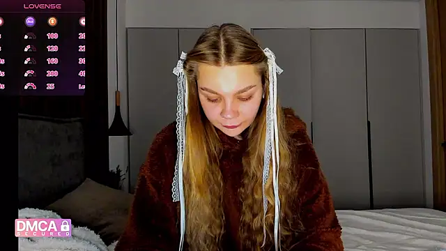 Molly sweetie online show from January 12, 7:24 am