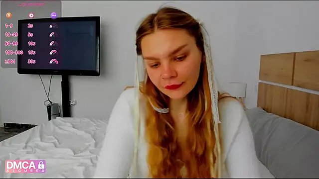 Snapshot of Molly_sweetie chatting on April 12, 6:29 am Molly sweetie online show from April 12, 6:29 am