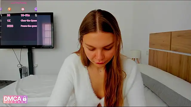 Snapshot of Molly_sweetie chatting on April 17, 6:27 am Molly sweetie online show from April 17, 6:27 am