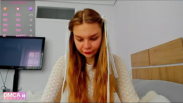 Snapshot of Molly_sweetie chatting on April 24, 6:27 am Molly sweetie online show from April 24, 6:27 am