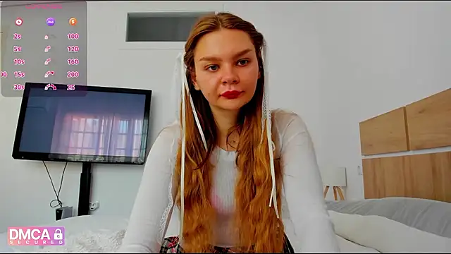 Snapshot of Molly_sweetie chatting on April 27, 6:33 am Molly sweetie online show from April 27, 6:33 am