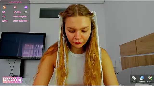 Snapshot of Molly_sweetie chatting on May 8, 6:41 am Molly sweetie online show from May 8, 6:41 am