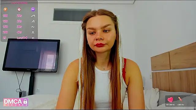 Snapshot of Molly_sweetie chatting on May 17, 9:17 am Molly sweetie online show from May 17, 9:17 am
