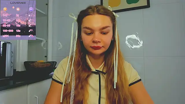 Molly sweetie online show from June 17, 7:33 am