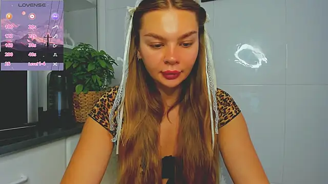Molly sweetie online show from June 27, 6:40 am