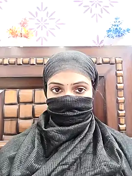 Snapshot of Yours-Bebo chatting on January 9, 5:55 am Yours-Bebo online show from January 9, 5:55 am