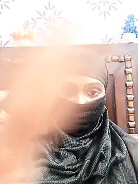 Snapshot of Yours-Bebo chatting on January 12, 8:14 pm Yours-Bebo online show from January 12, 8:14 pm