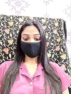 Snapshot of Yours-Bebo chatting on February 15, 10:33 am Yours-Bebo online show from February 15, 10:33 am