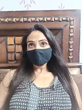 Snapshot of Yours-Bebo chatting on June 5, 1:17 pm Yours-Bebo online show from June 5, 1:17 pm